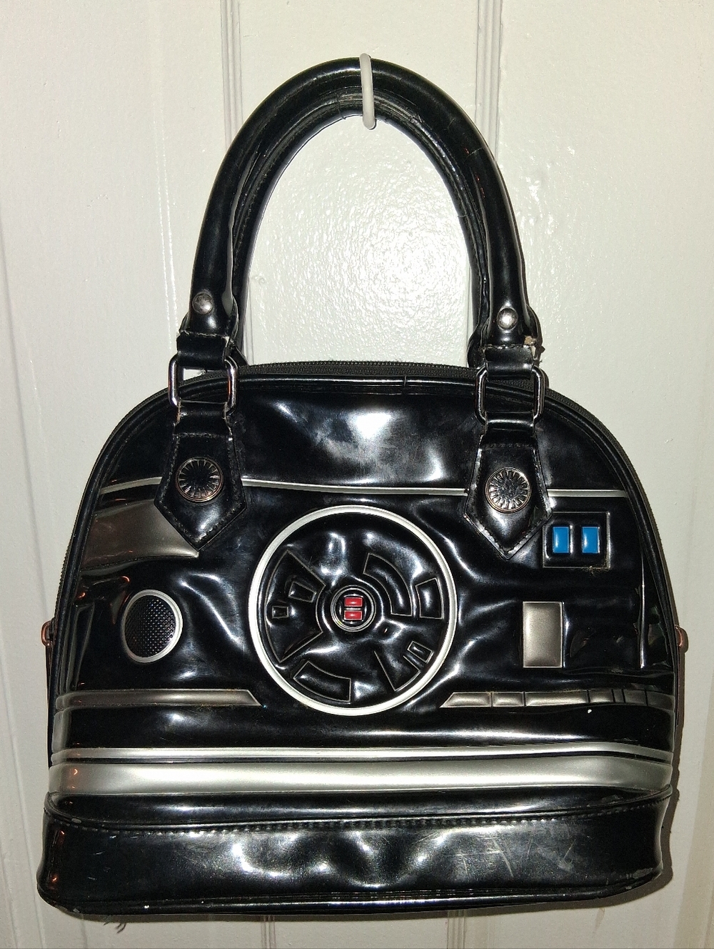 Star Wars Black Loungefly Empire Handbag. - Picture 1 of 3